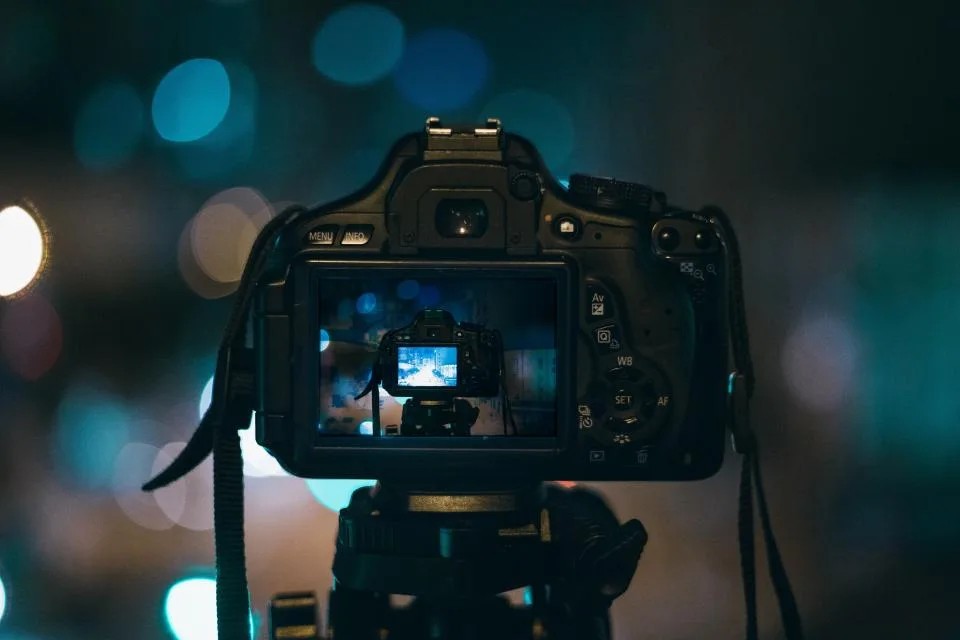 YouTube Shorts or Long Videos? Choosing a Format When You Have Little Time